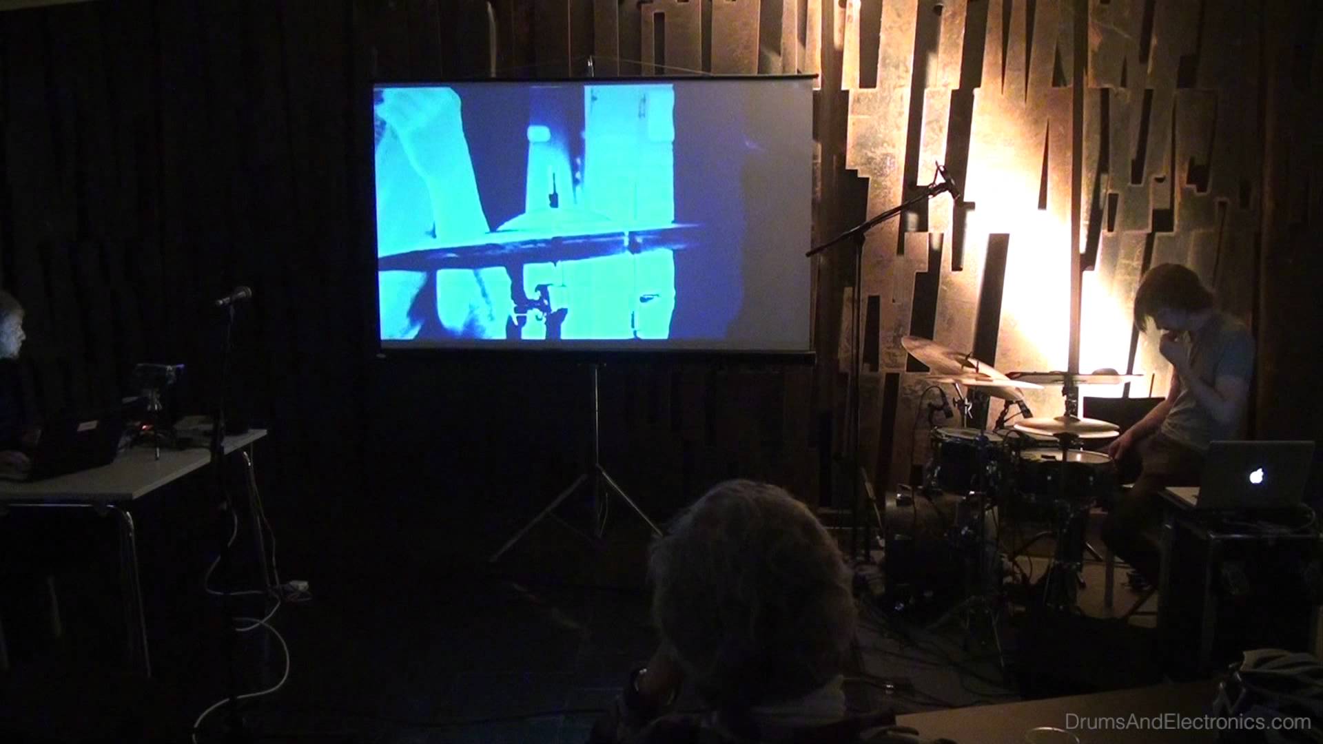 Performing with live improvised visuals, drums and electronics